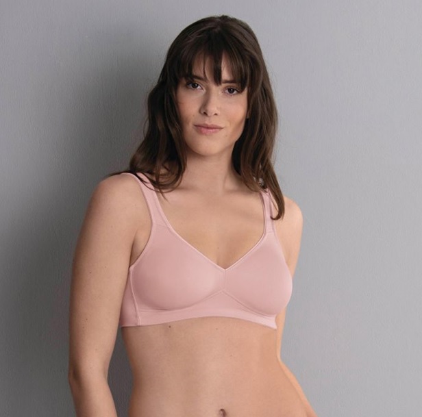 Custom Curves - Wireless Bra Fit Tips! - Wireless bras should be judged by  the same fit standards as regular wired bras- the band should fit snugly  underneath the breast root and